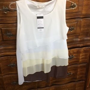 Sleeveless shirt